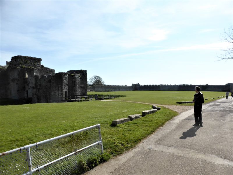  Camp  romain  de Portchester Grande Bretagne Association 